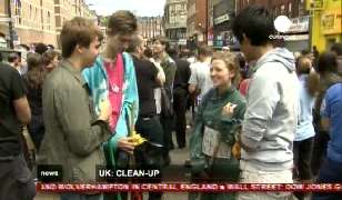 Cleaning up London, picture from EuroNews broadcast